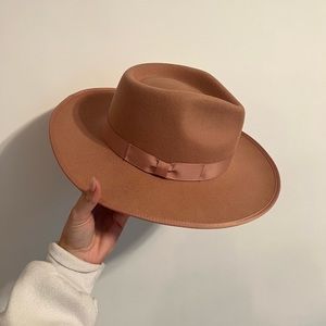 Gigi Pip Hat